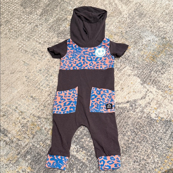 Rags Other - Chic Kids Bodysuit with Blue and Pink Leopard Accents